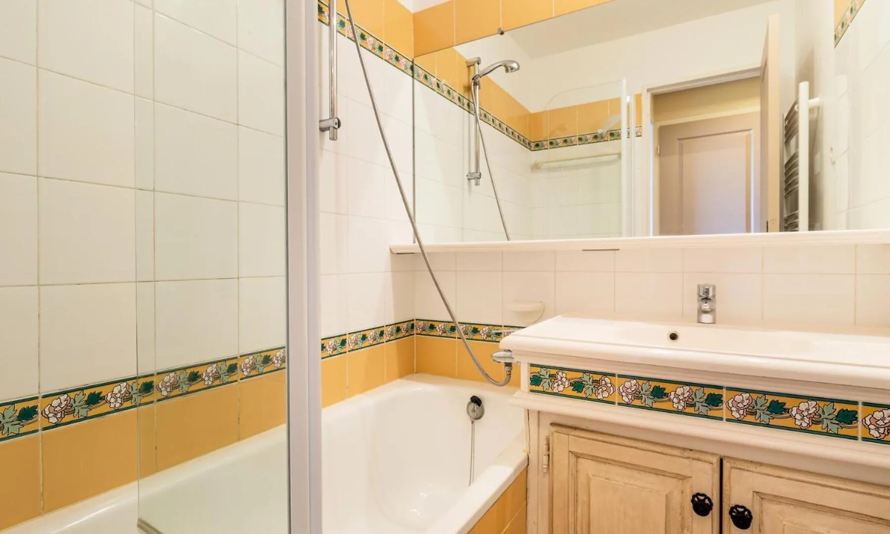 Apartment Les Appartements Aux Restanques Du Golfe De St Tropez - Maeva Home - Appartement Avec Vue Vegetation 6 Personnes - Selection Mae-1032 Grimaud